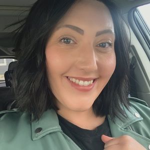 Meet your Posher, Megan